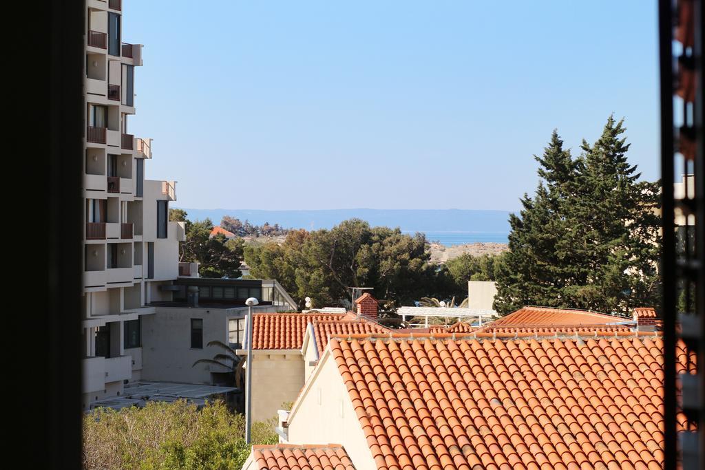 Apartments Nina Beach Макарска Екстериор снимка