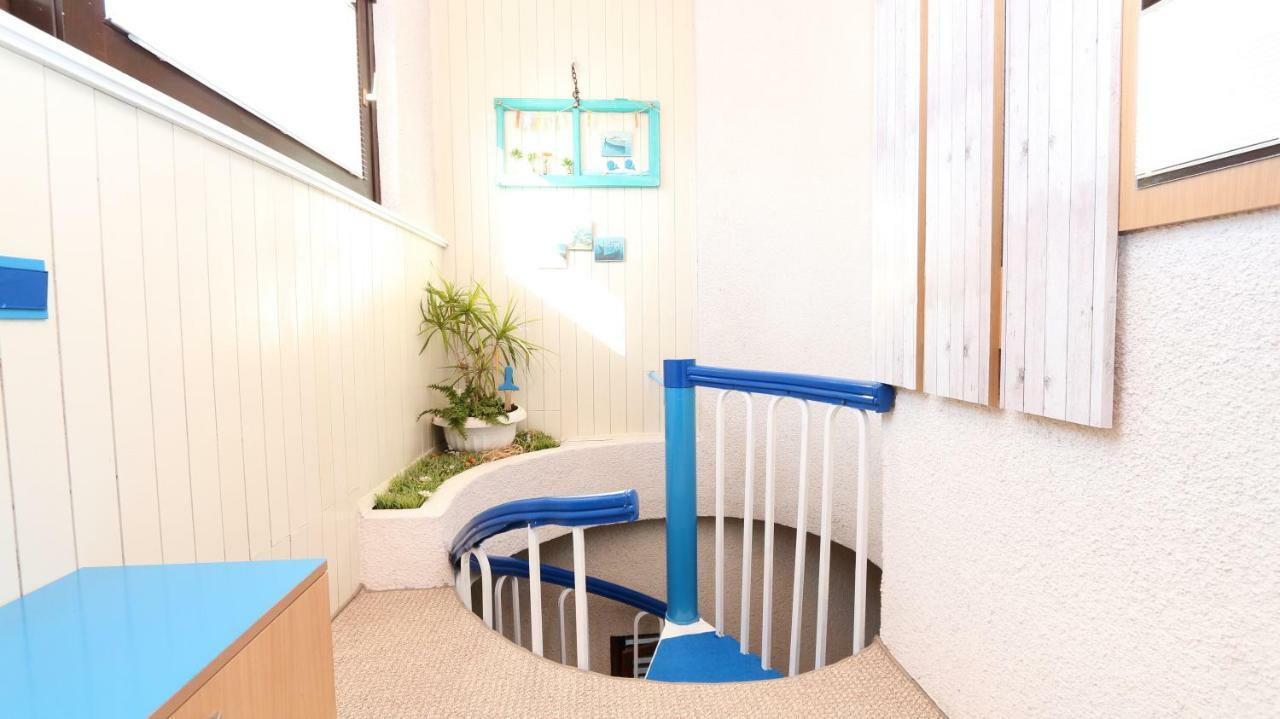Apartments Nina Beach Макарска Екстериор снимка