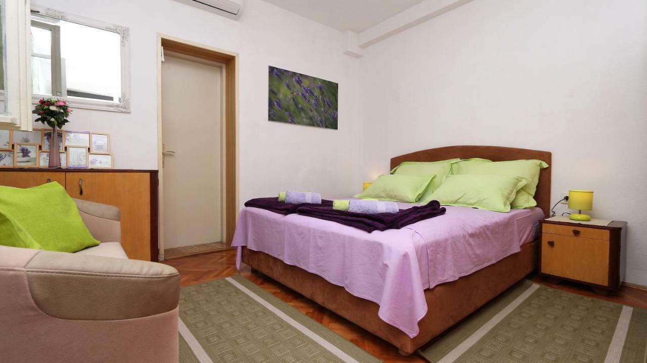 Apartments Nina Beach Макарска Екстериор снимка