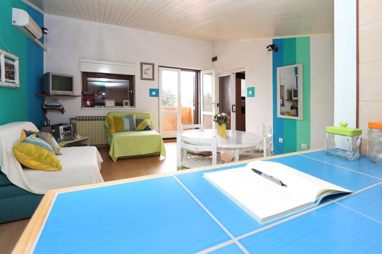 Apartments Nina Beach Макарска Екстериор снимка